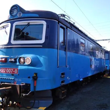 Vlakobazar ČD Cargo. Dopravce nabídl desítky starších lokomotiv a přes tisíc vozů k prodeji